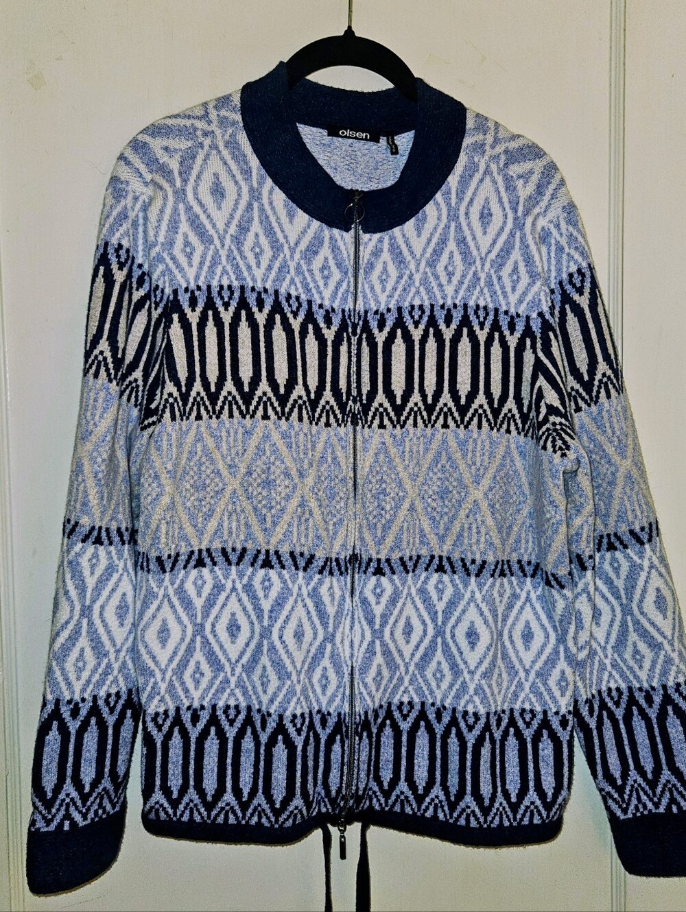 Olsen Blue Patterned Zip-Front Women's Sweater